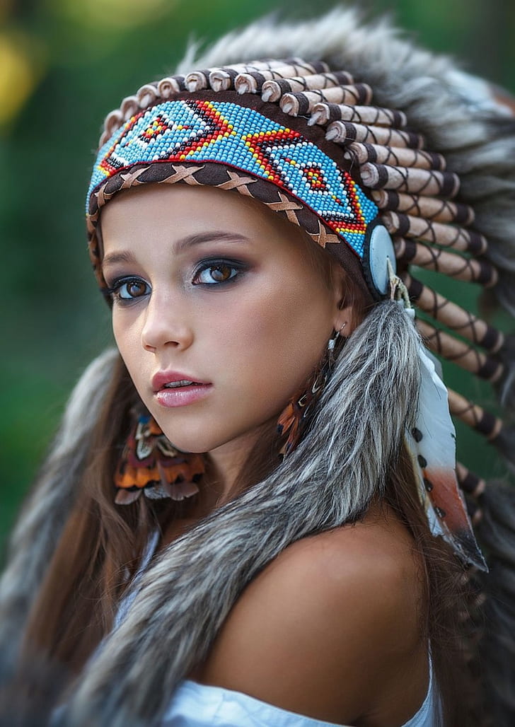 Young Native American Teen Girls