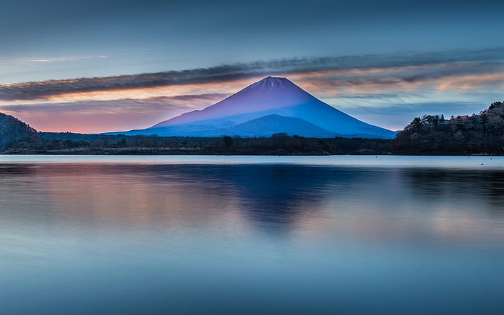 Beautiful Japan nature scenery, Mount Fuji, lake, clouds, dawn