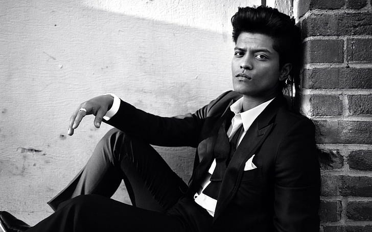 Bruno mars, Singer, Musician, young men, wall - building feature