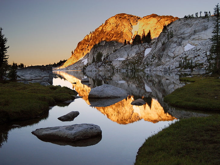 gray rock mountain on body of water, mountains, lake, Canada, HD wallpaper