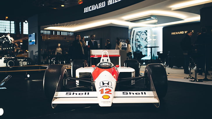 McLaren F1, Ayrton Senna, race cars, Formula 1, Honda, text