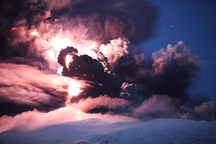 maroon clouds, storm, lightning, eruption, volcano, cloud - sky, HD wallpaper