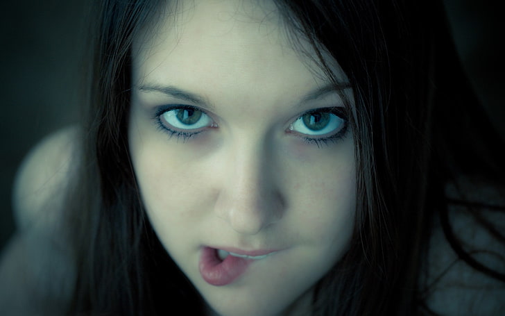 X Px Free Download HD Wallpaper Women Face Biting Lip Portrait Headshot One