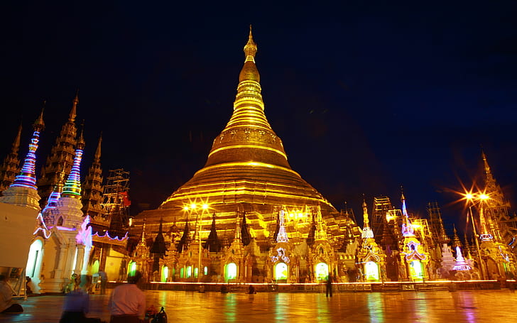 Shwedagon Pagoda Yangon Myanmar 0372