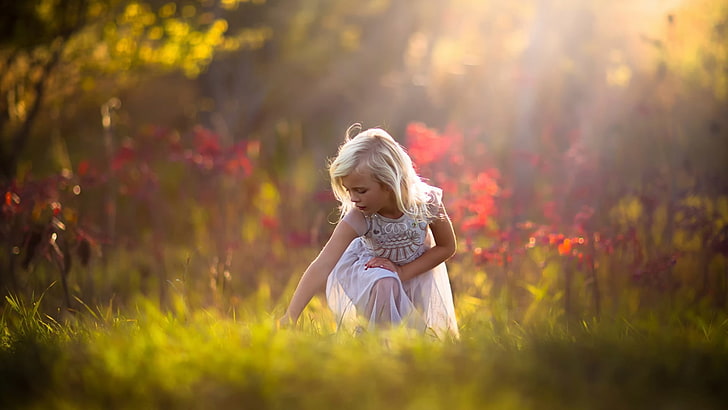 children, nature, sunlight, blonde, depth of field, white dress
