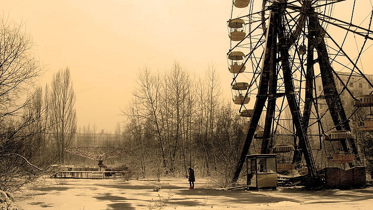 brown and white Ferris wheel wallpaper, apocalyptic, snow, alone