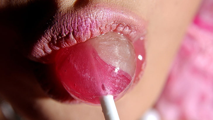 strawberry lollipop, lips, women, juicy lips, closeup, innuendo, HD wallpaper