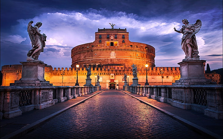 Castel Sant’angelo Is Towering Cylindrical Building In Parco Adriano, Rome, Italy, Commissioned By The Roman Emperor Hadrian, HD wallpaper