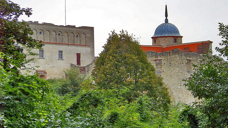 janowiec castle
