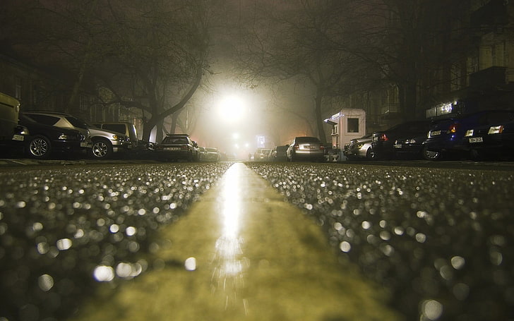 concrete road, city, rain, wet, depth of field, lights, car, night, HD wallpaper