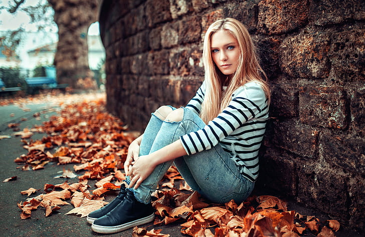 Models, Eva Mikulski, Blonde, Blue Eyes, Girl, Leaf, Woman, HD wallpaper