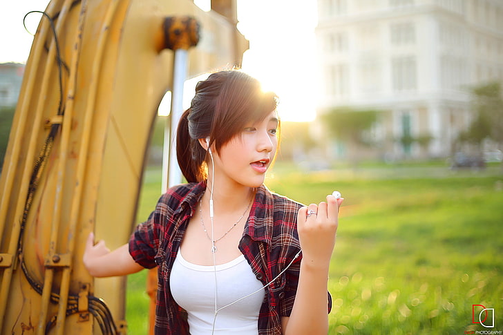 women, Asian, earphones, excavator, beautiful woman, young women, HD wallpaper