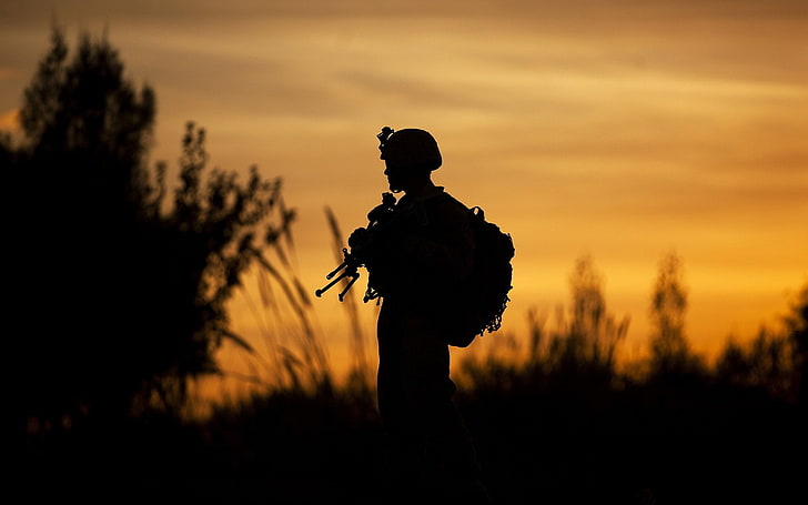 silhouette of soldier, Military, Assault Rifle, Gun, Machine Gun