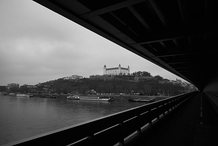 photography, bridge, Bratislava, Slovakia, monochrome, river, HD wallpaper