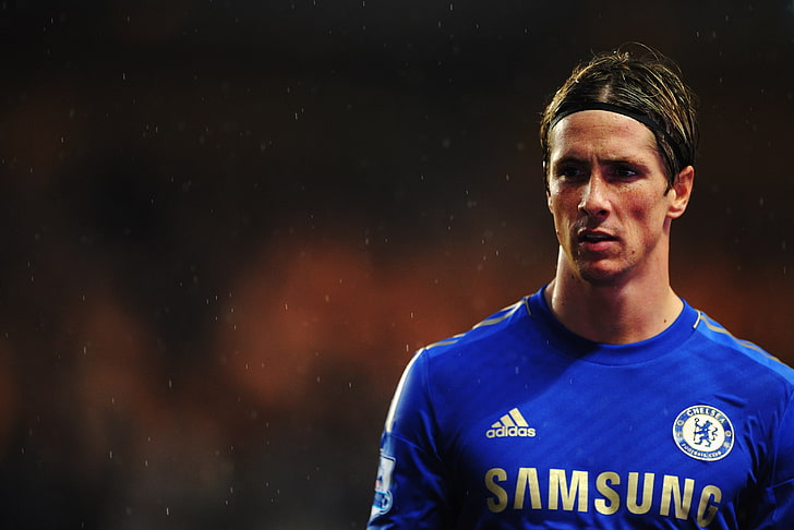 soccer player wearing adidas Samsung shirt, England, Sport, Rain