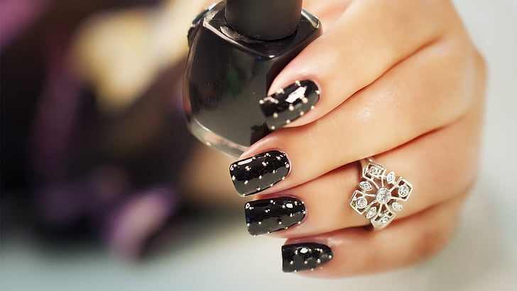 hands-nails-finger-manicure-black-dots-ring