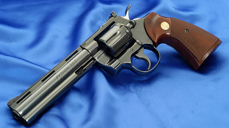 brown and black Python 357 gas revolver, Colt Python, Combat Magnum