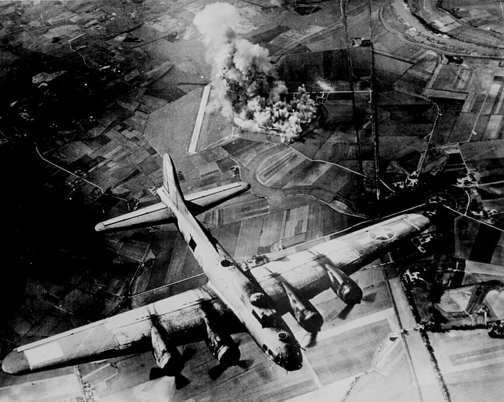 war, World War II, soldier, Boeing B-17 Flying Fortress, high angle view, HD wallpaper