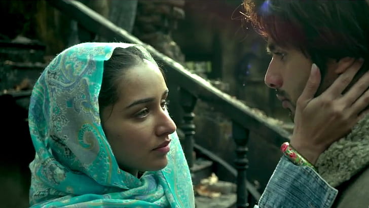 Haider trailer: Shahid Kapoor's revenge saga looks interesting and  intriguing! | India.com