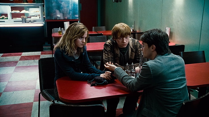 Harry Potter, Harry Potter and the Deathly Hallows: Part 1
