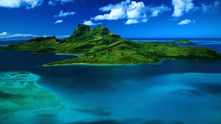 Bora Bora Hawaii With Stunning Beaches And Green Islands Ocean Blue Translucent Water 3840×2160