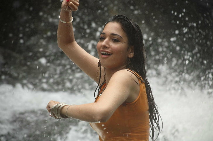 HD wallpaper: actress, bhatia, bollywood, hot, indian, saree, sexy, tamanna  | Wallpaper Flare