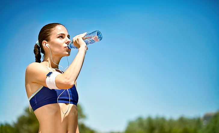woman, mineral water, outdoor activity, hydration of the sportsman