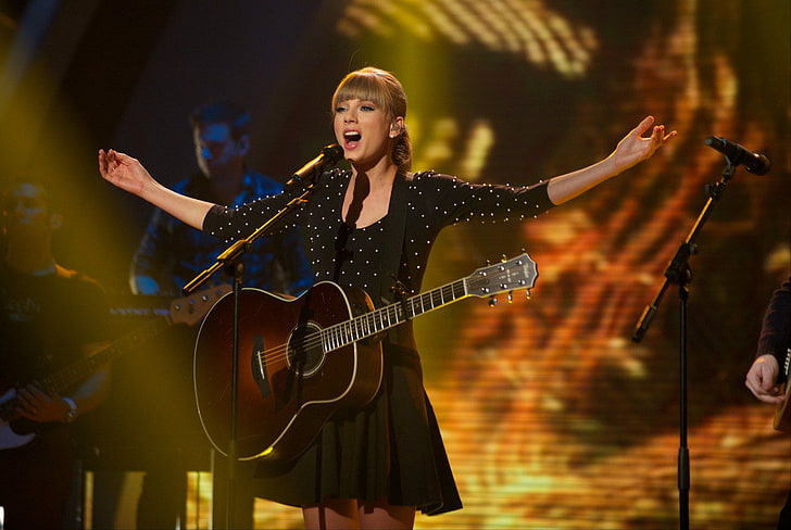 Singers, Taylor Swift, music, arts culture and entertainment