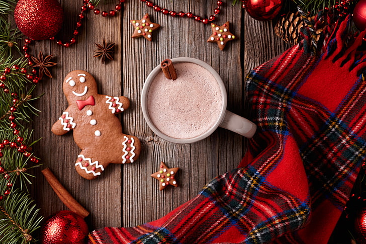 Gingerbread and white cup, New Year, cookies, Christmas, cakes, HD wallpaper