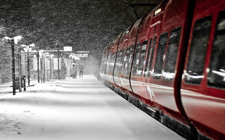 red train, winter, train station, selective coloring, vehicle, HD wallpaper