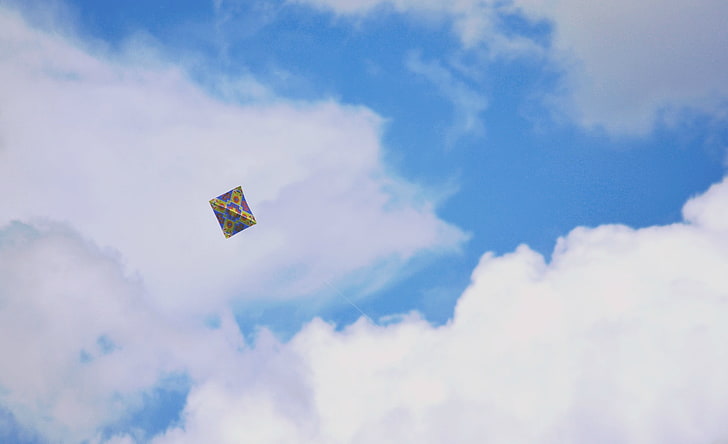 photography, cloud - sky, flying, low angle view, mid-air, kite - toy, HD wallpaper