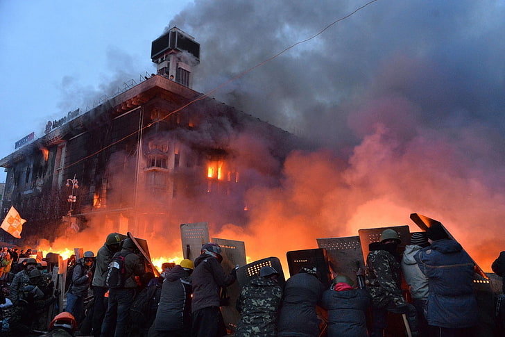 Ukraine, Ukrainian, Maidan, Kyiv, burning, fire, fire - natural phenomenon, HD wallpaper
