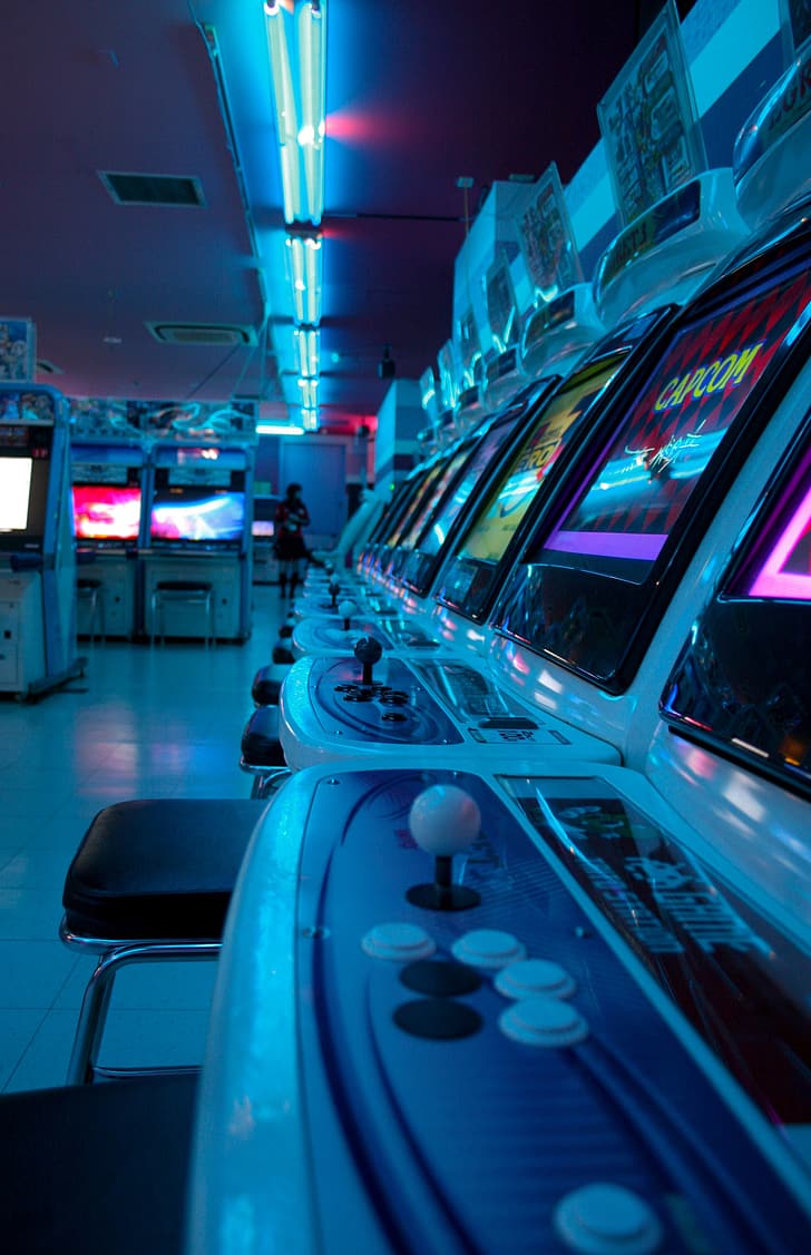 arcade, arcade cabinet, video games, indoors, Capcom, Japan