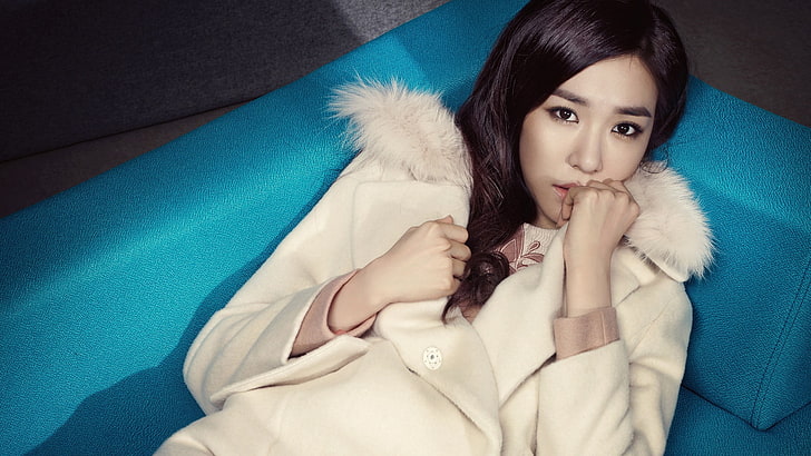 Korean  couch  SNSD  musician  Asian  Tiffany Hwang  Girls Generation, HD wallpaper