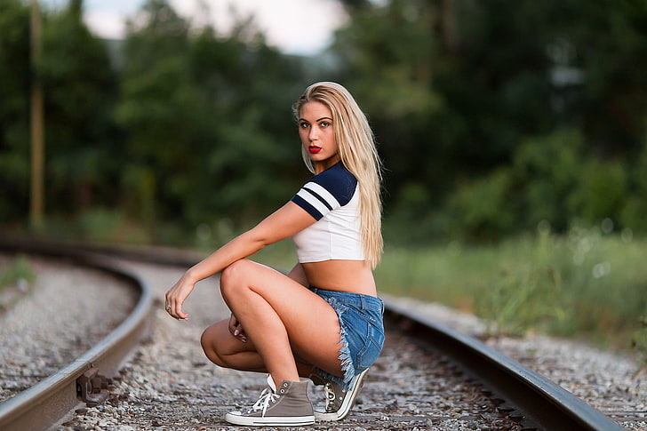women, model, blonde, jean shorts, railway crossing, track, HD wallpaper