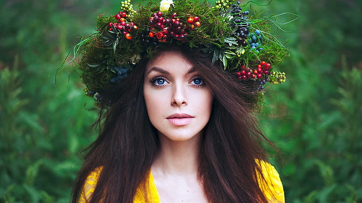 woman in yellow top with wreath headdress, women, model, brunette, HD wallpaper