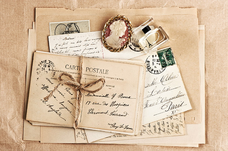 assorted letters, vintage, the envelope, brooch, perfume, cards, HD wallpaper