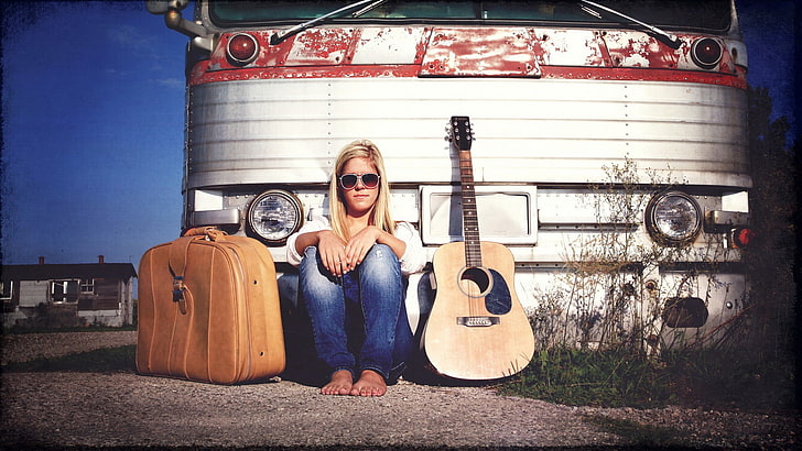 women, blonde, sunglasses, guitar, one person, portrait, looking at camera