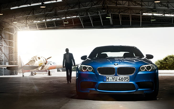 BMW M5 Sunlight Airplane Plane Hanger HD, cars, HD wallpaper