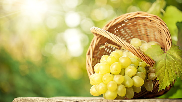 green grapes and brown wicker basket, food, food and drink, healthy eating, HD wallpaper