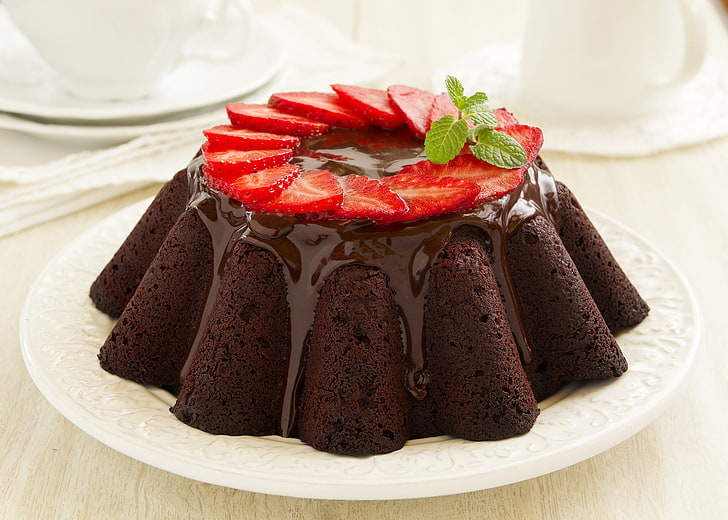 chocolate cake with sliced strawberries, food, strawberry, mint, HD wallpaper