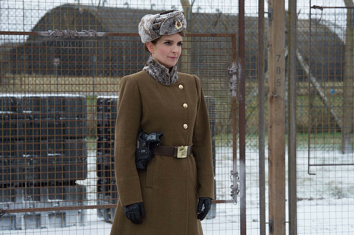 Tina fey, Nadya, Muppets most wanted, one person, standing