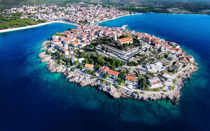 Primošten Landscaped Tourist Town Between Sibenik And Split Interesting Architecture Surrounded By Turquoise More.grad A Small Island., HD wallpaper