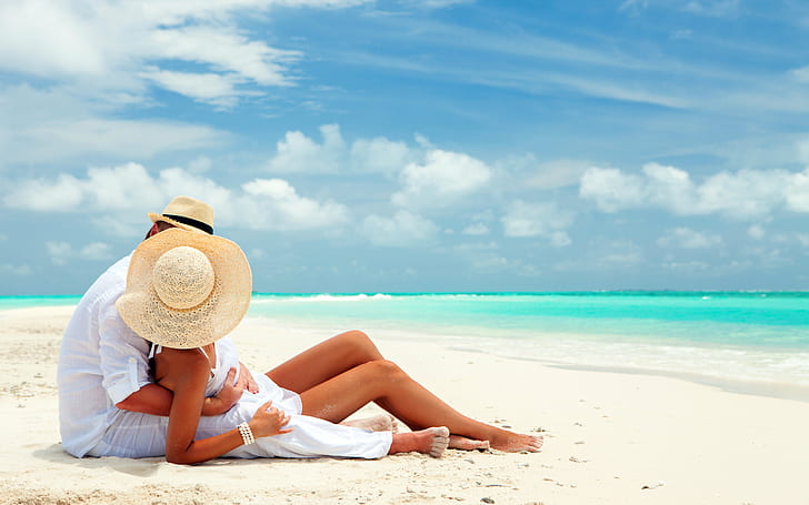 Love couple Honeymoon relaxation on the tropical island beach romantic HD Wallpaper 2560×1600, HD wallpaper