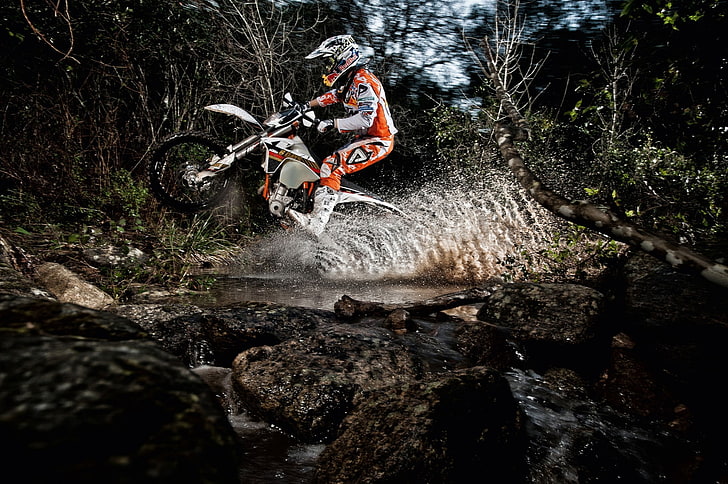 HD wallpaper: motocross, water splash, ktm 350 exc-f, motorcycle, Sports |  Wallpaper Flare