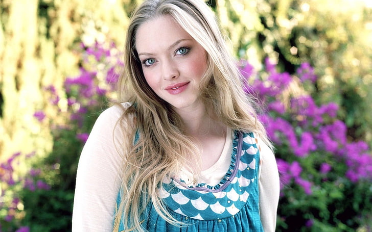 woman in blue and white long-sleeved top, Amanda Seyfried, actress, HD wallpaper