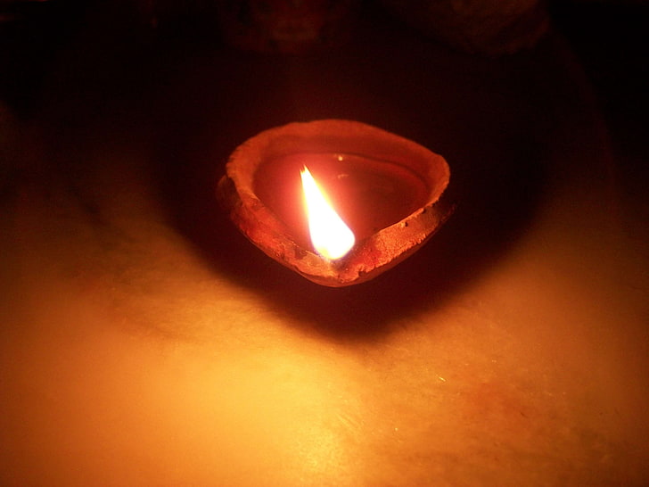 Hd Wallpaper Hindu Arti Lamp Flame Burning Candle Illuminated Fire Wallpaper Flare