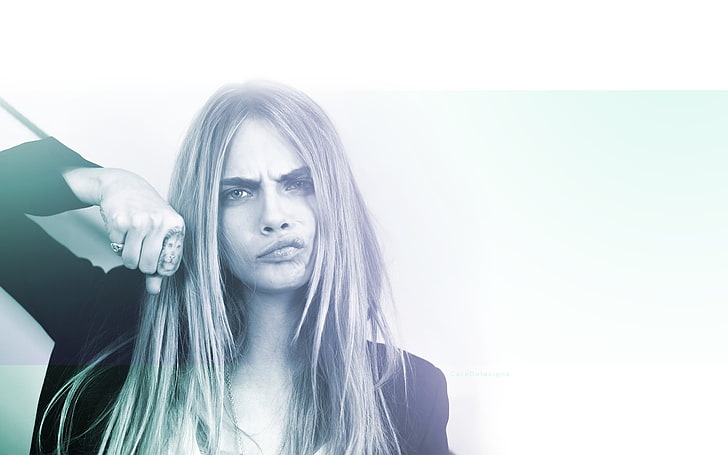 Cara Delevingne, women, model, simple background, young women