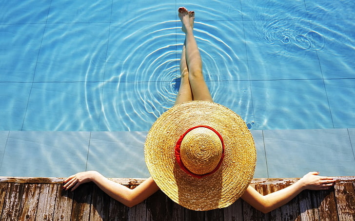 hat, swimming pool, legs, arms, women, model, water, one person