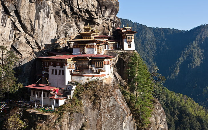 white houses in mountain, mountains, Bhutan, cliff, Himalayas
